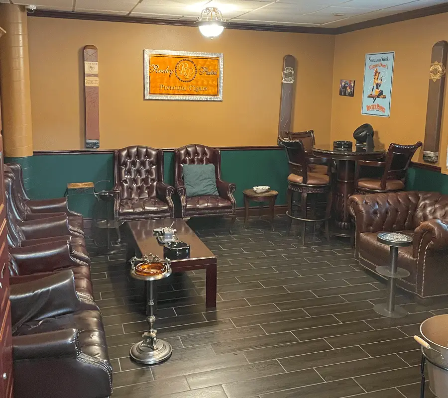 WBT_Lounge_Troy_01